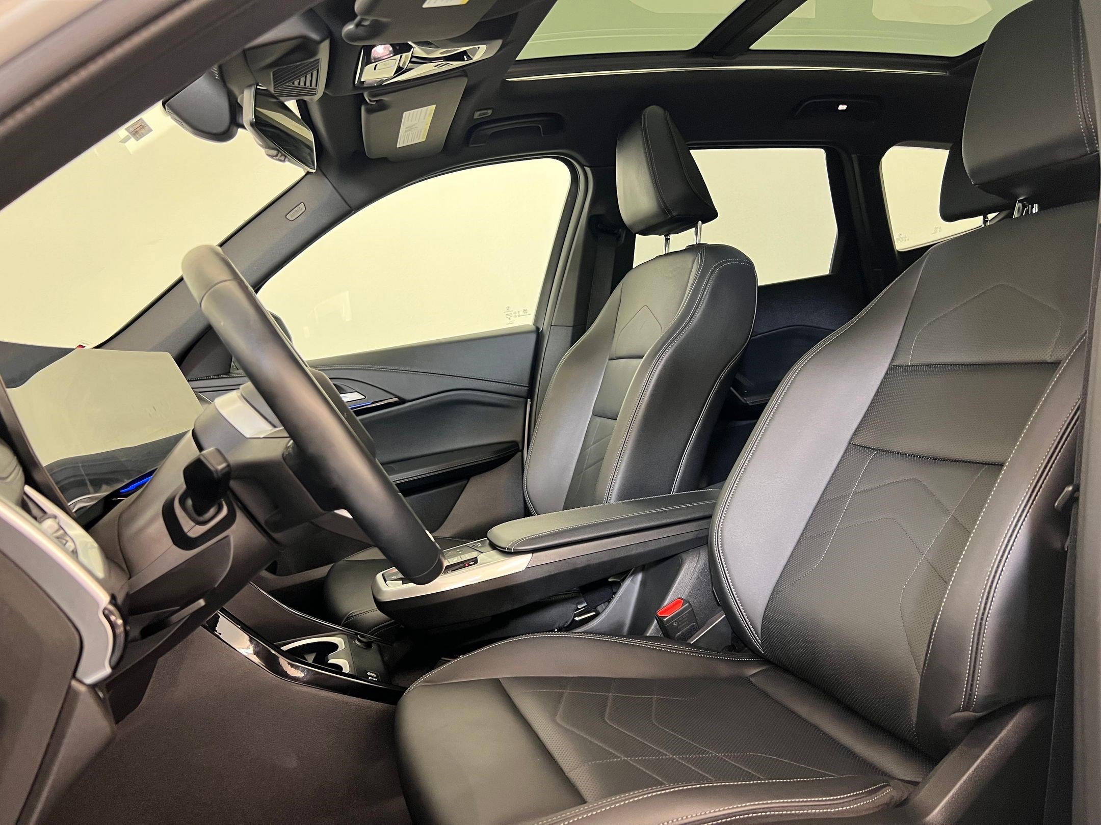 2025 Bmw X1 XDrive28i photo 3