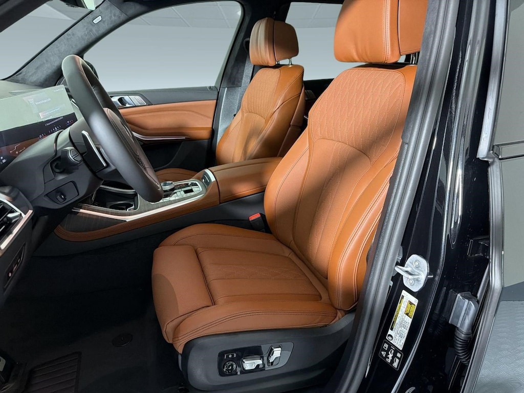 New 2027 BMW X7 xDrive40i SUV