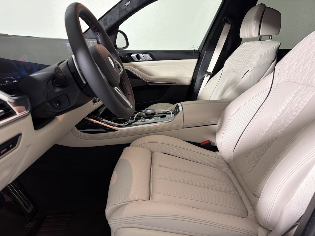 New 2027 BMW X7 M60i SUV