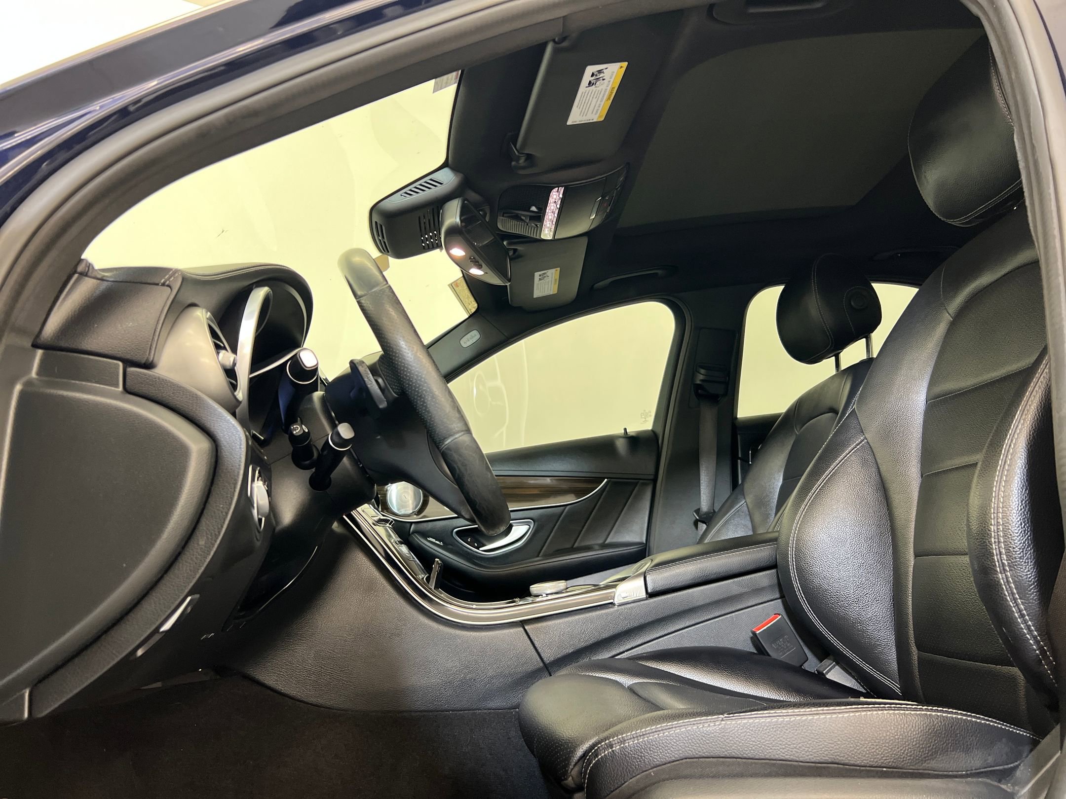 2017 Mercedes Benz C 300 4MATIC Sedan photo 3