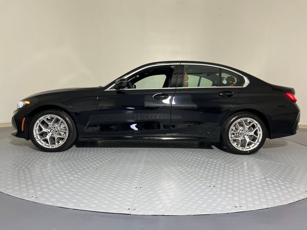 New 2025 BMW 330i xDrive Sedan