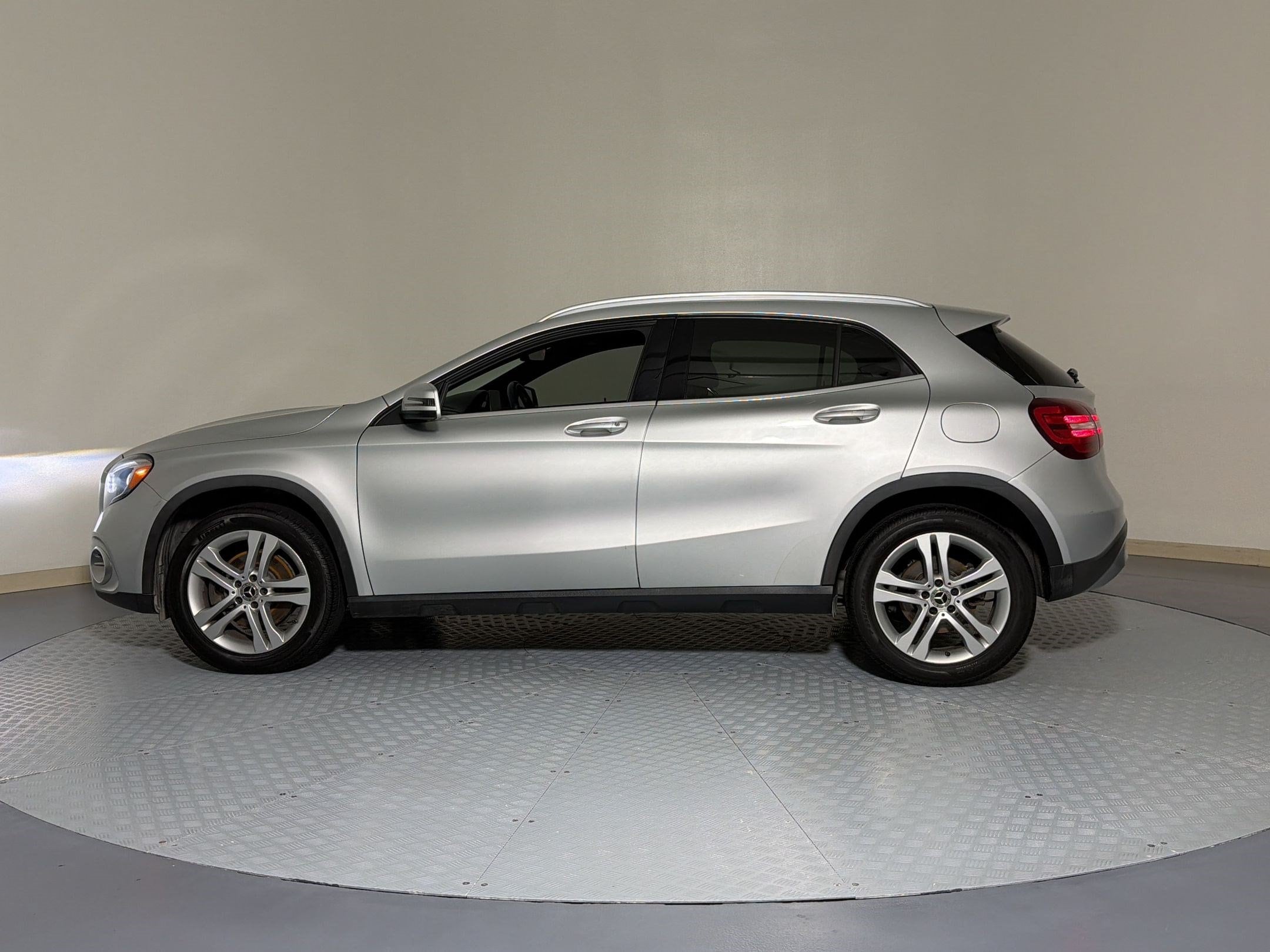 Used 2019 Mercedes-Benz GLA-Class GLA250 with VIN WDCTG4EB6KU003856 for sale in Katy, TX