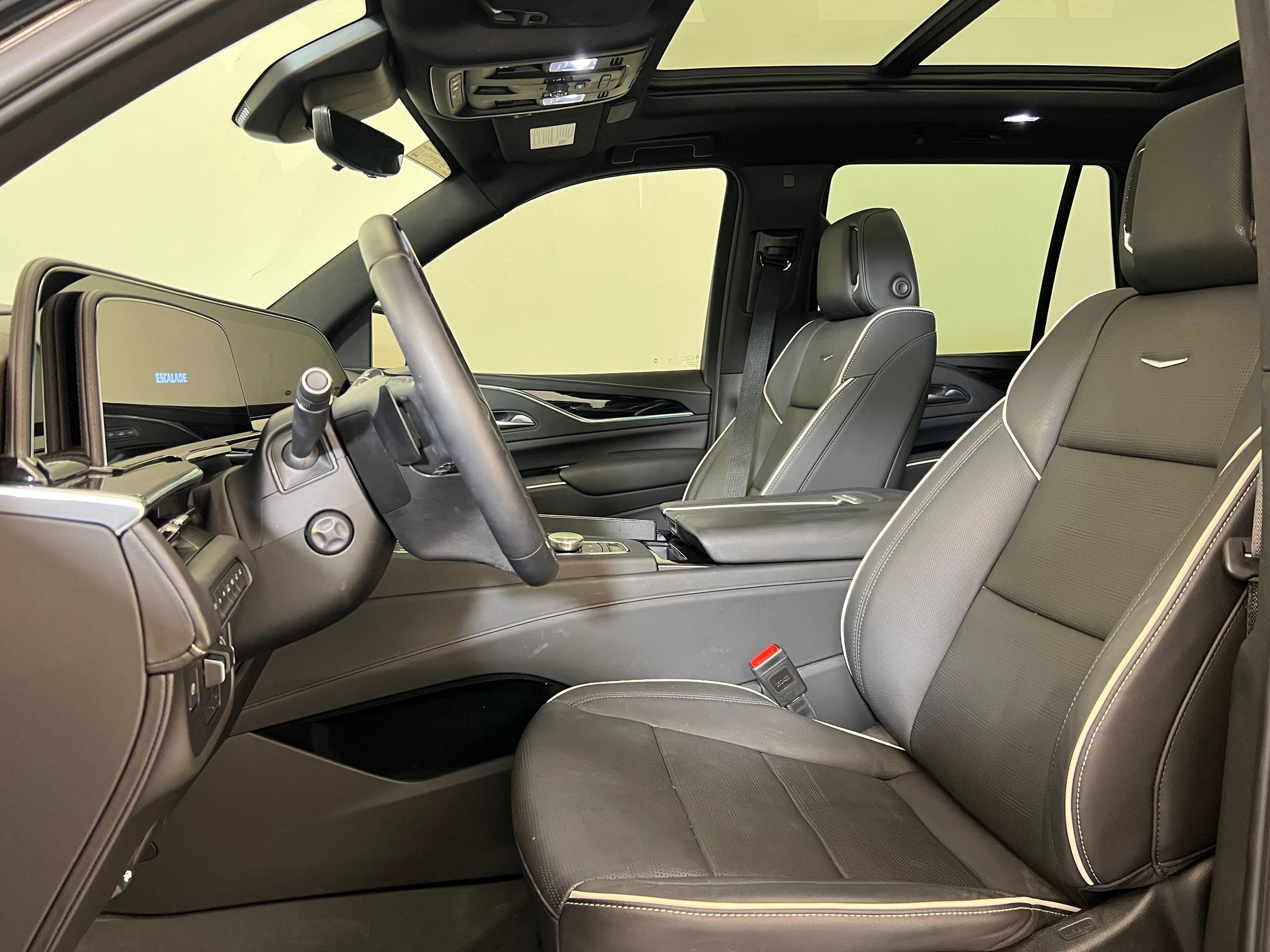 2024 Cadillac Escalade Sport photo 4