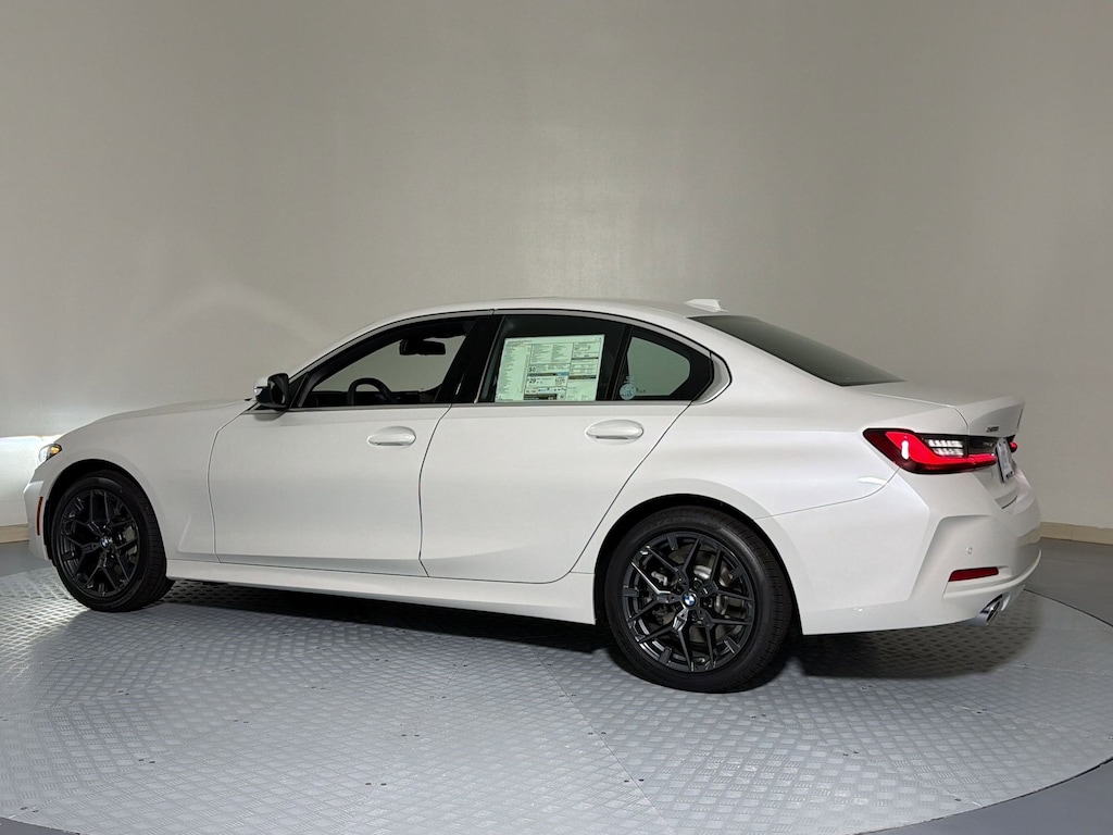 New 2026 BMW 330i xDrive Sedan