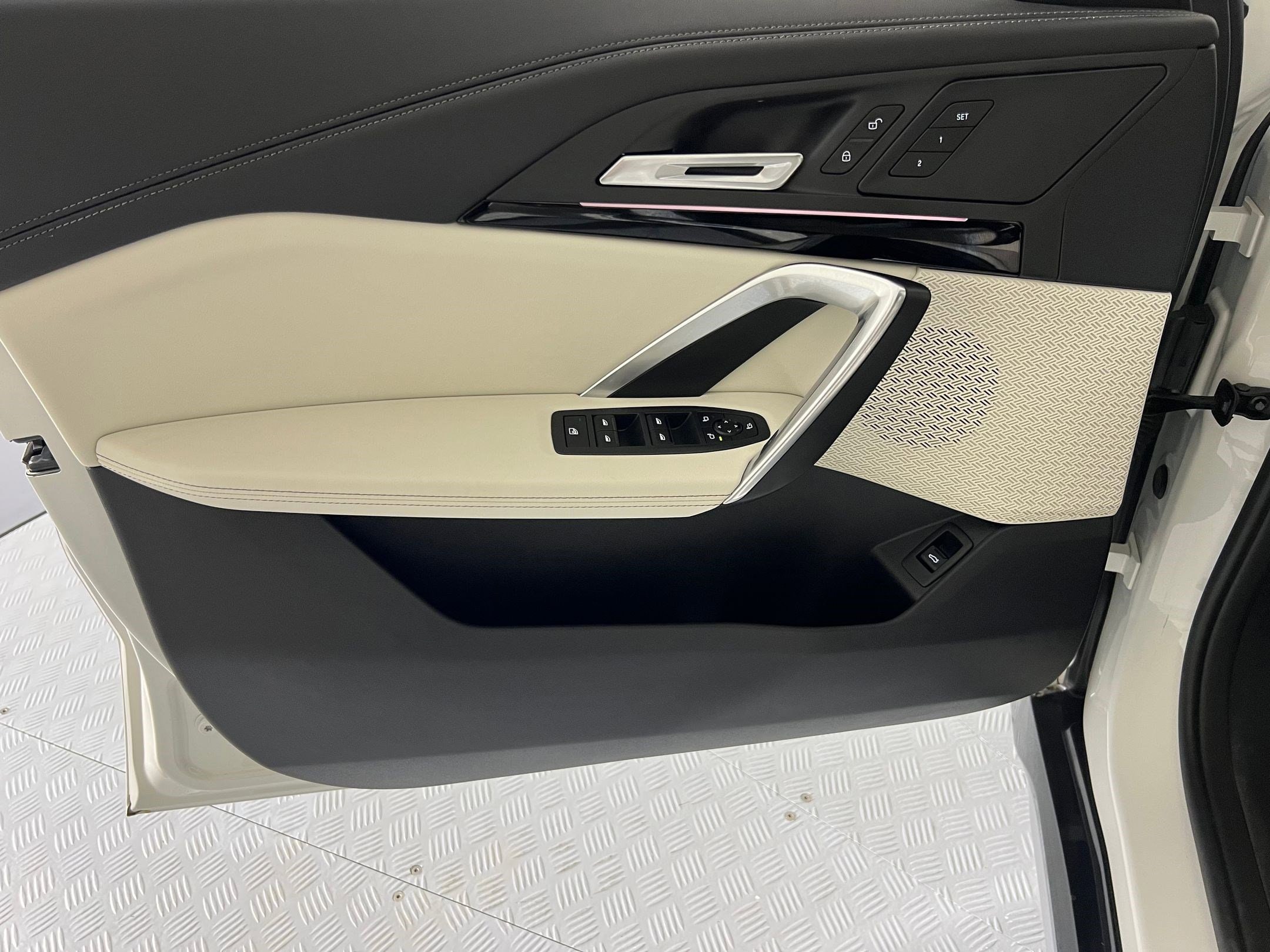 2026 BMW X1 XDrive28i - Photo 12