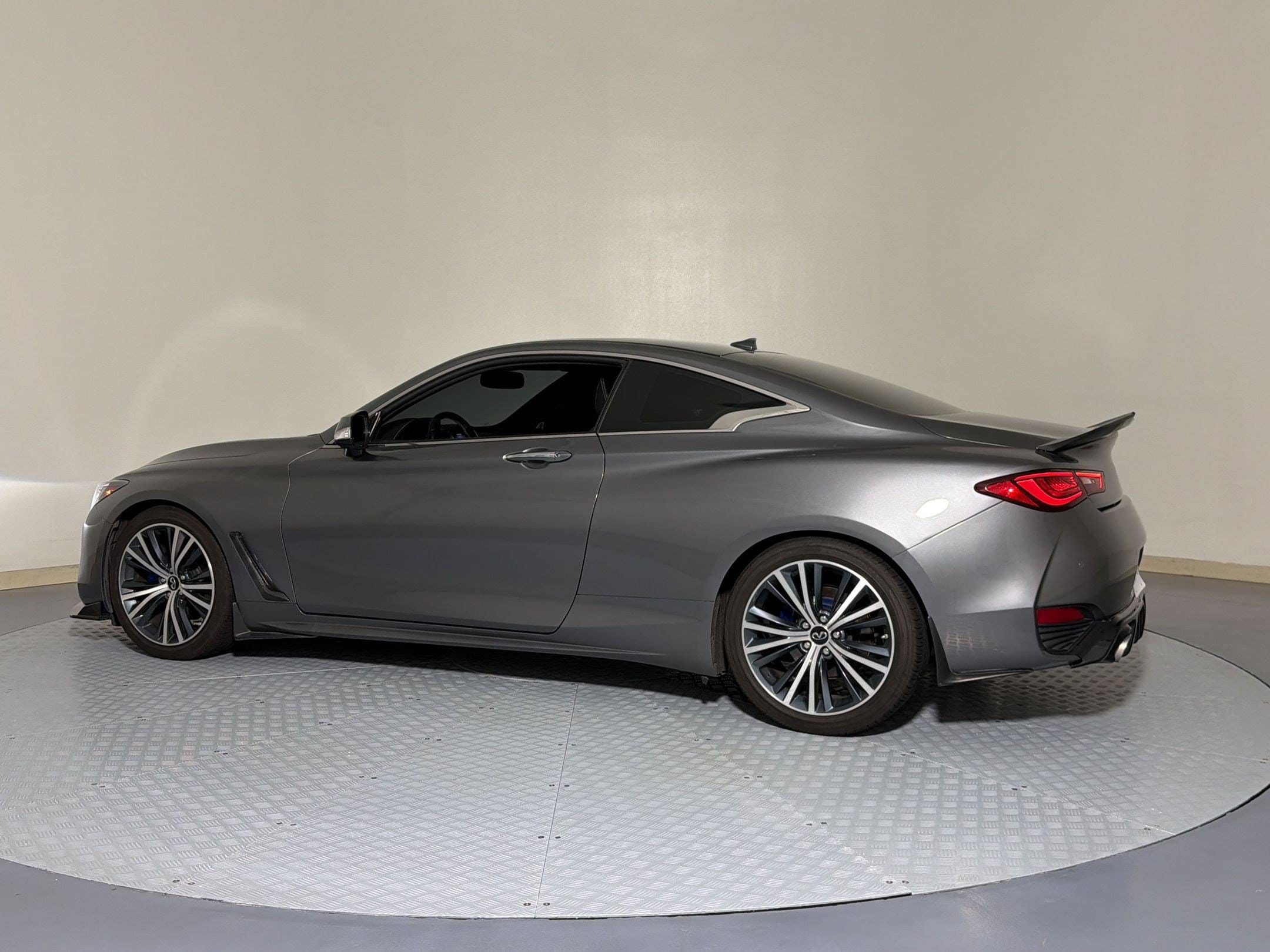 Q60 3.0t LUXE Coupe