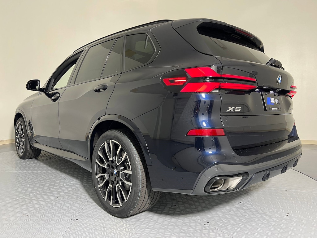 New 2026 BMW X5 xDrive40i SUV