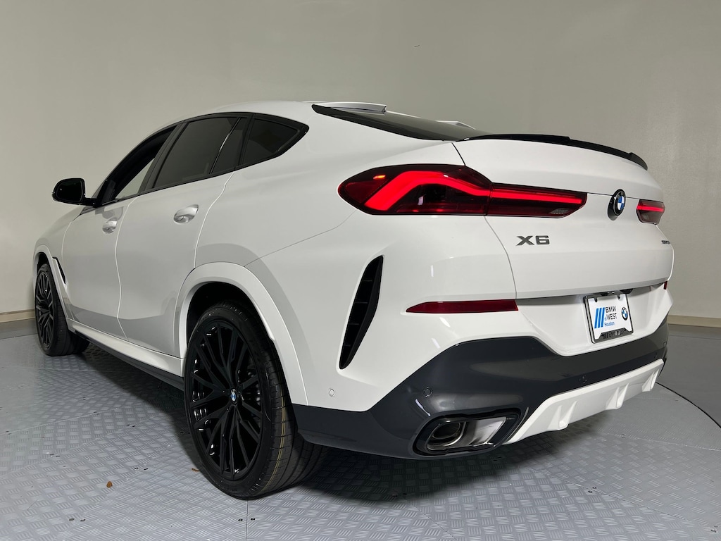 New 2026 BMW X6 xDrive40i SUV