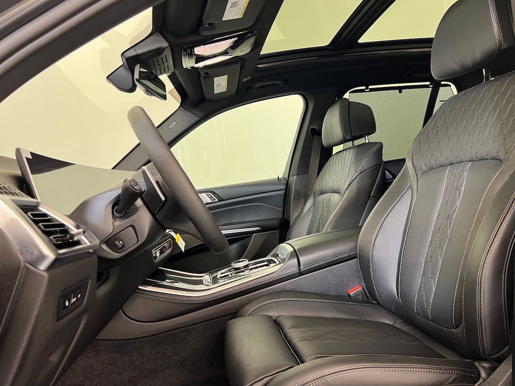 New 2026 BMW X5 M60i SUV