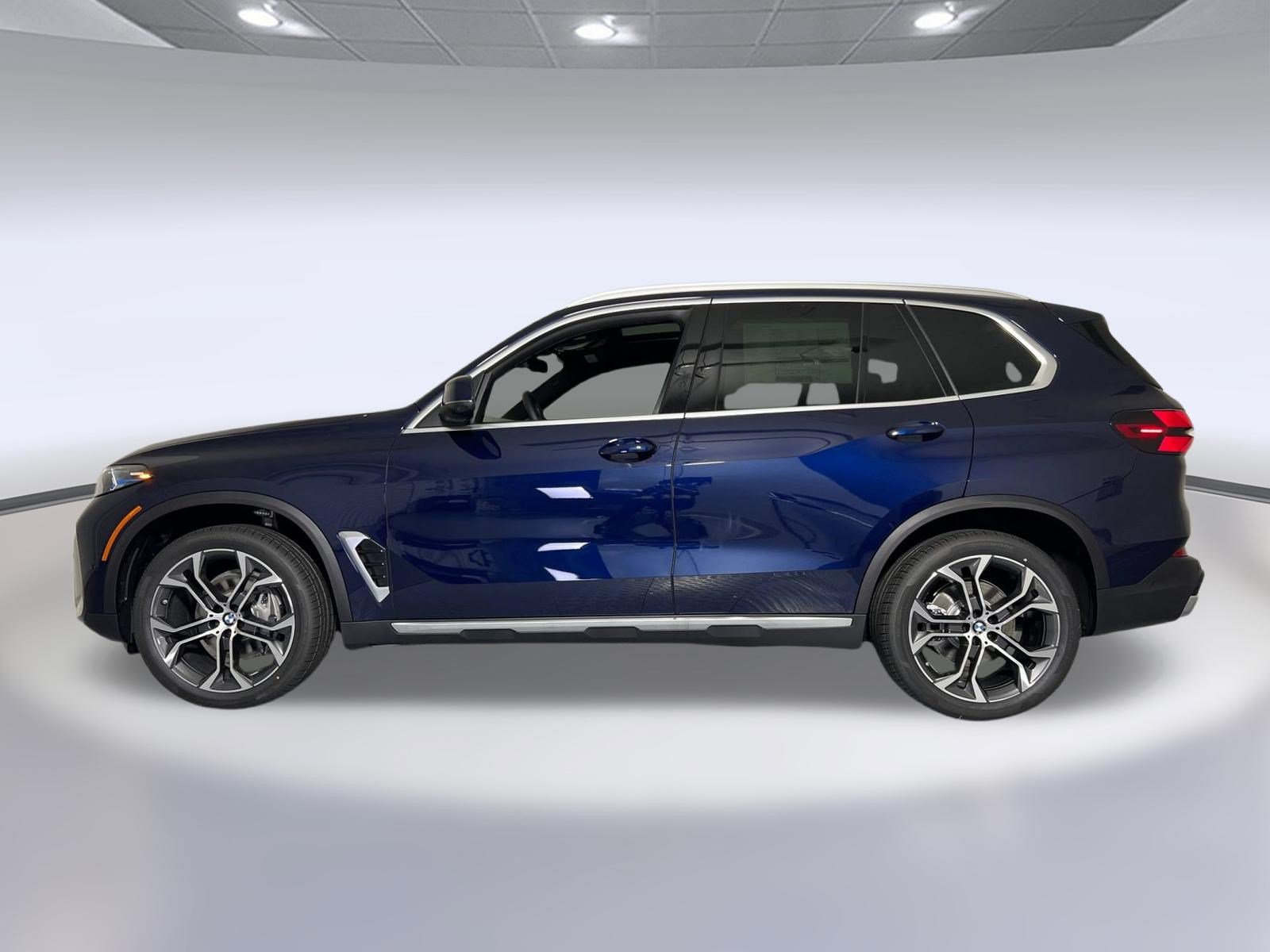 New 2026 BMW X5 sDrive40i SUV