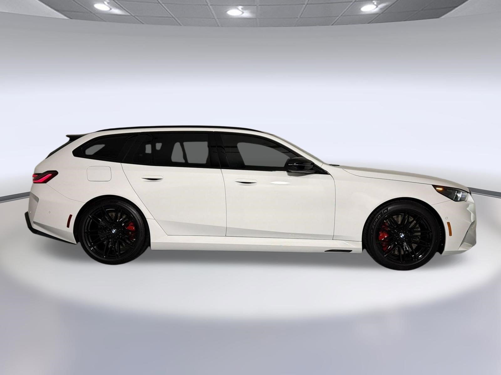 M5 Base Touring