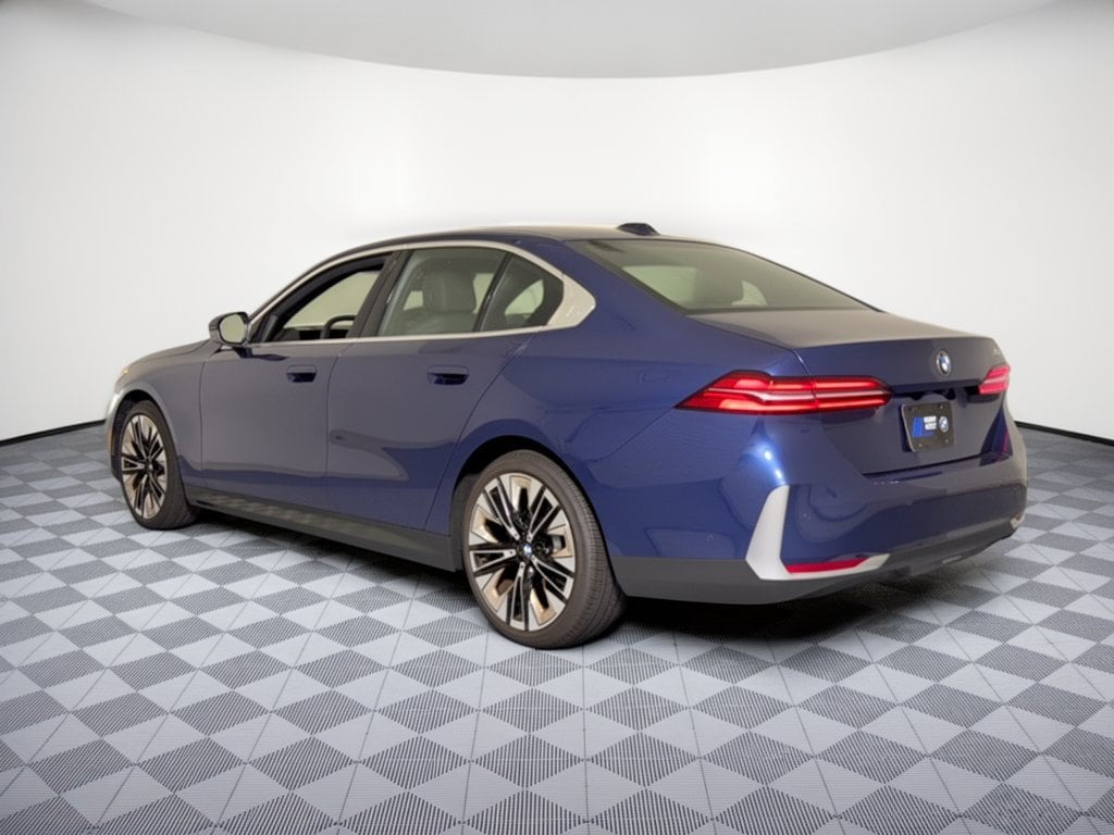 Used 2026 BMW 530i Sedan