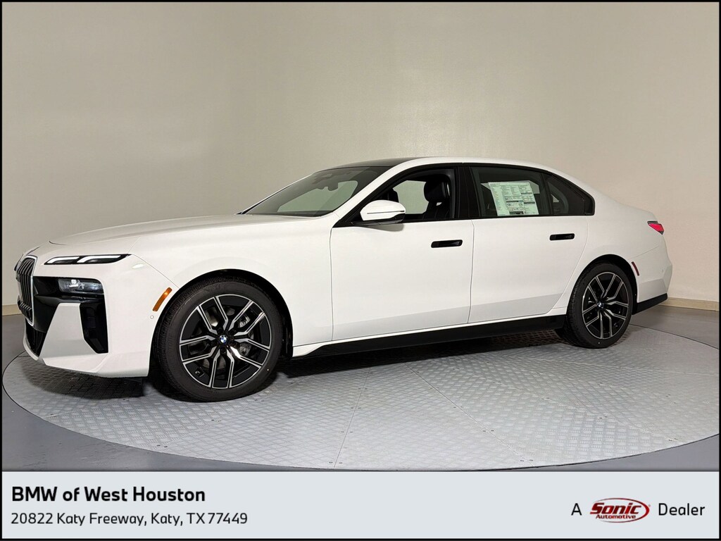 New 2026 BMW 740i Sedan