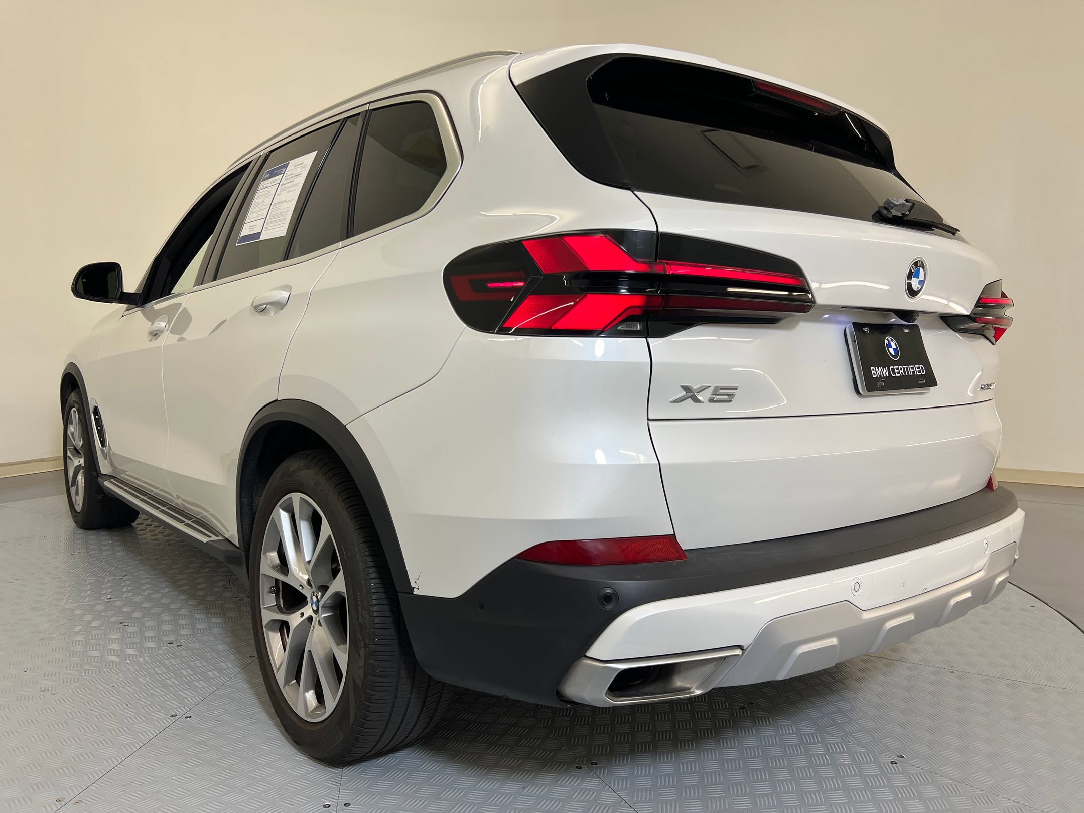 2024 Bmw X5 sDrive40i photo 2