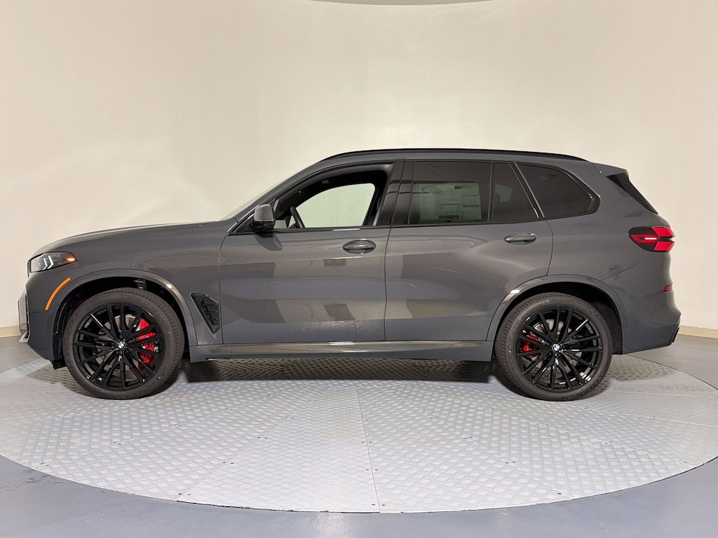 New 2026 BMW X5 sDrive40i SUV