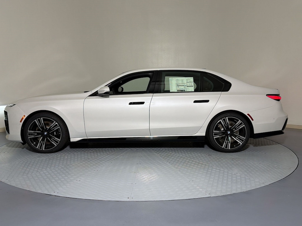 New 2026 BMW 740i Sedan