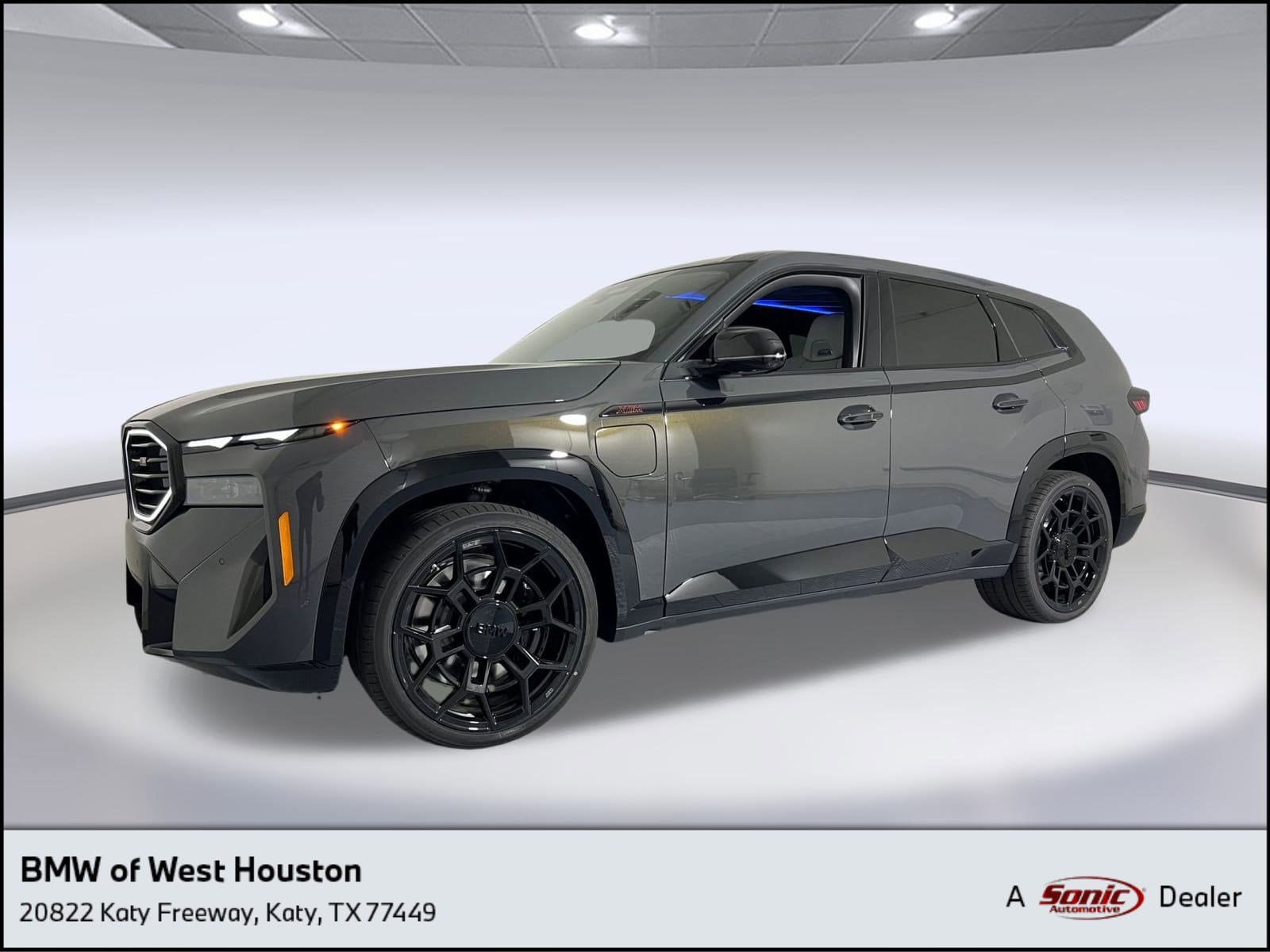 2026 BMW XM Base's photo