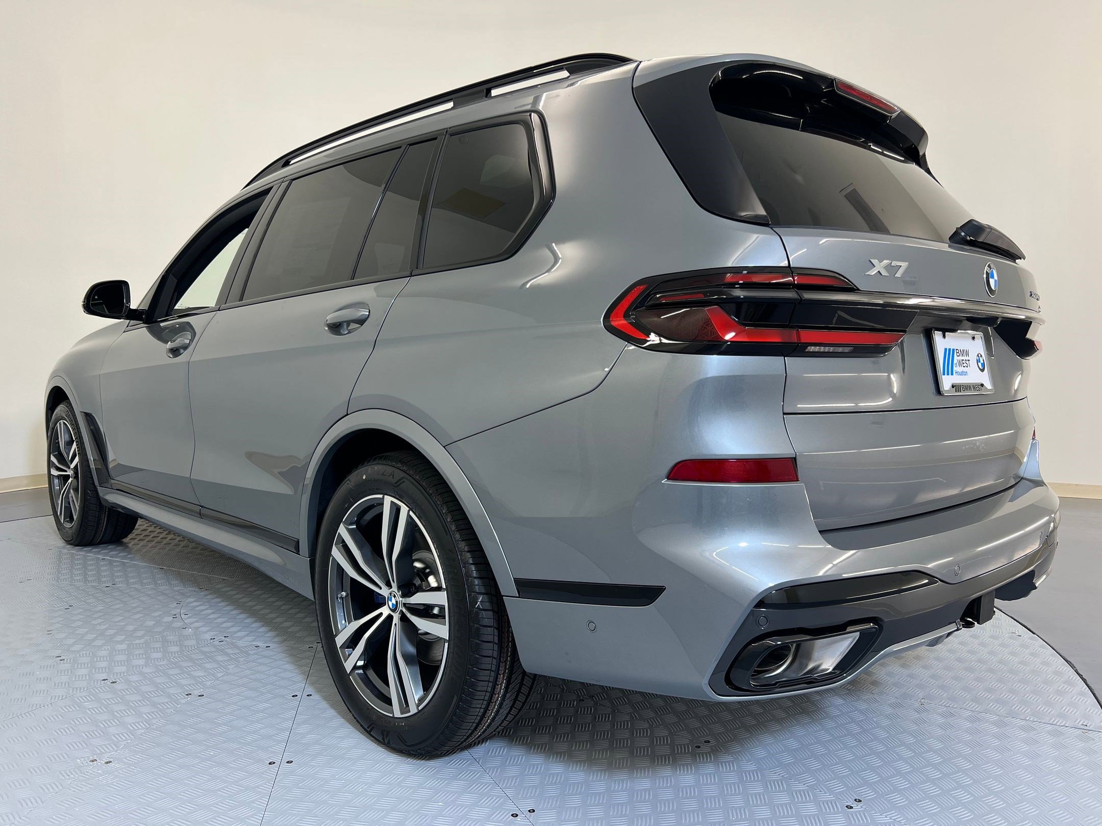 2026 Bmw X7 xDrive40i photo 2
