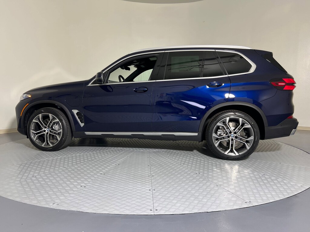 New 2026 BMW X5 PHEV xDrive50e SUV