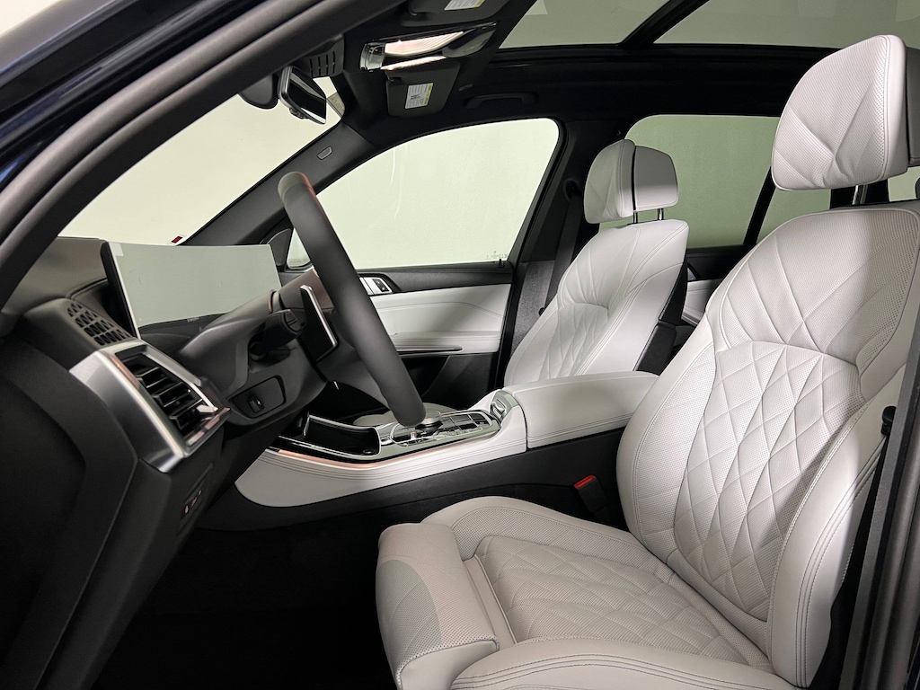 New 2026 BMW X5 sDrive40i SUV