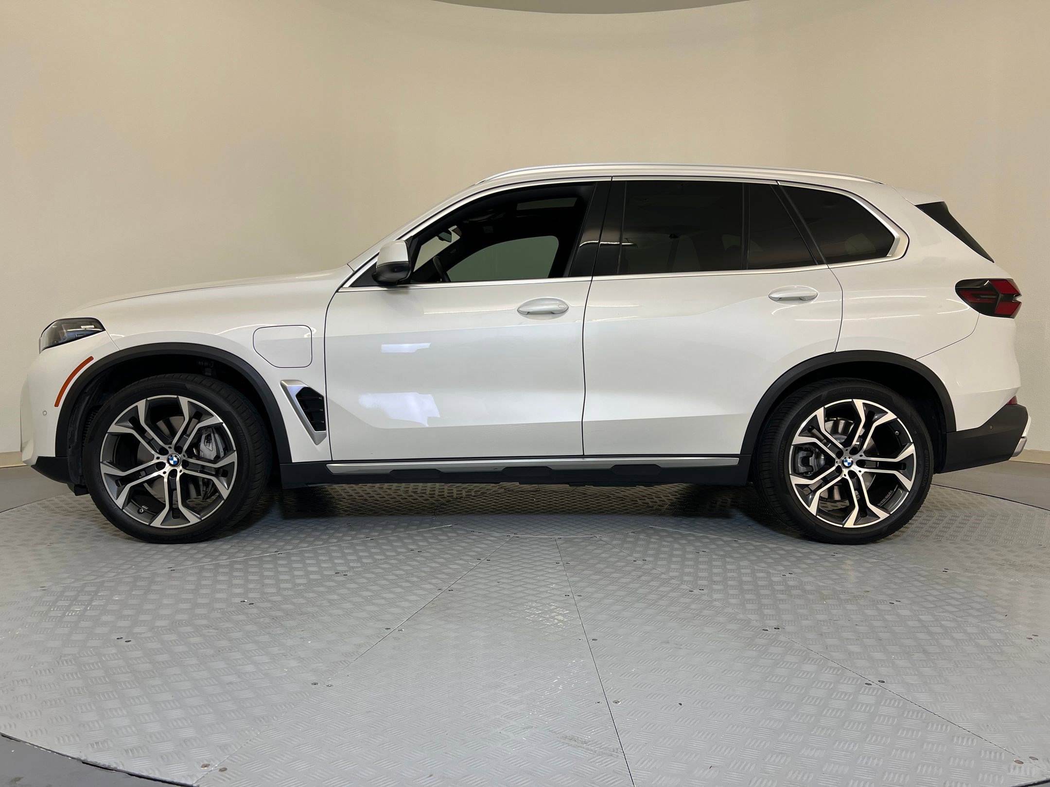 Certified 2025 BMW X5 50e with VIN 5UX43EU02S9Y66618 for sale in Katy, TX