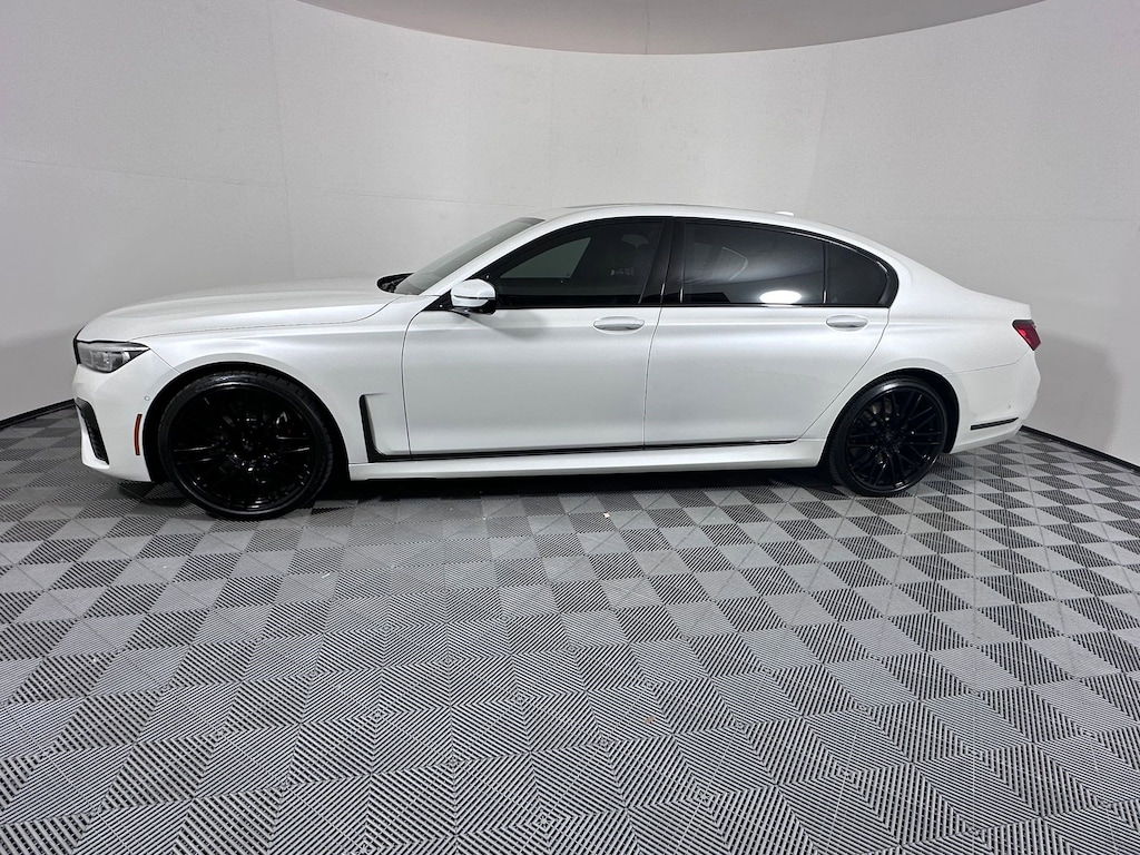 Used 2021 BMW 750i xDrive Sedan