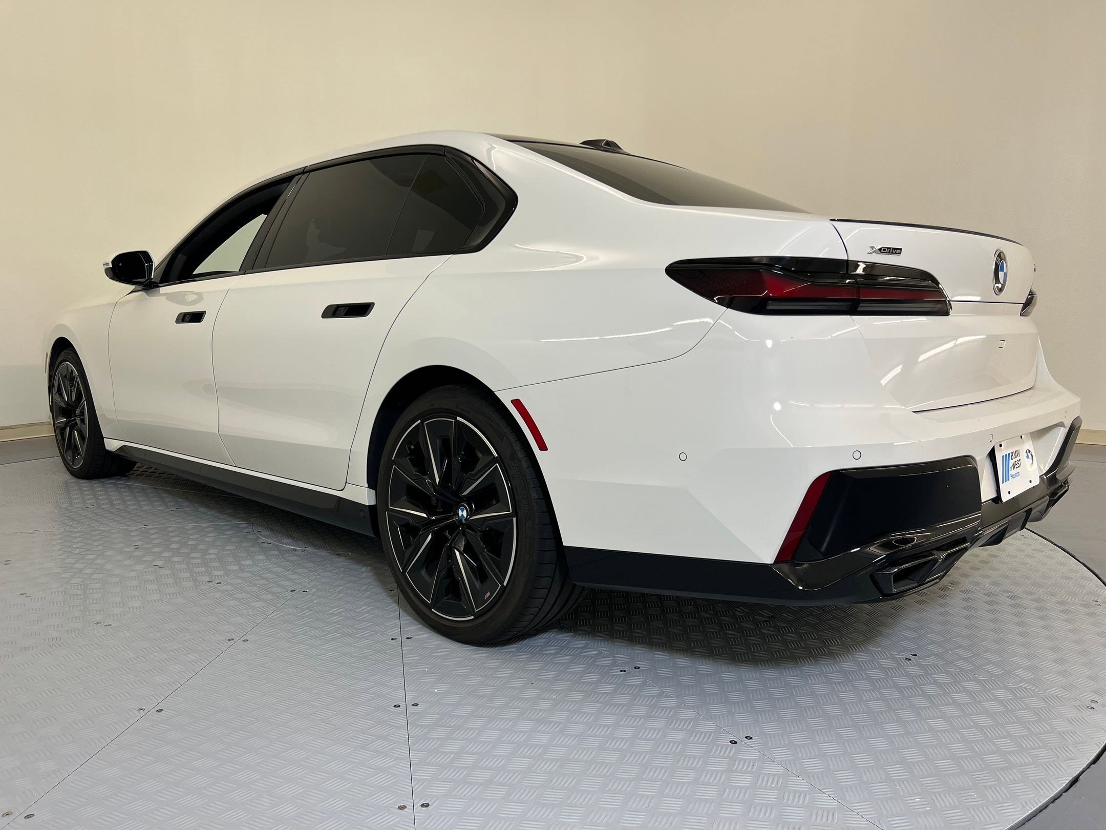 2023 Bmw 760i xDrive photo 3