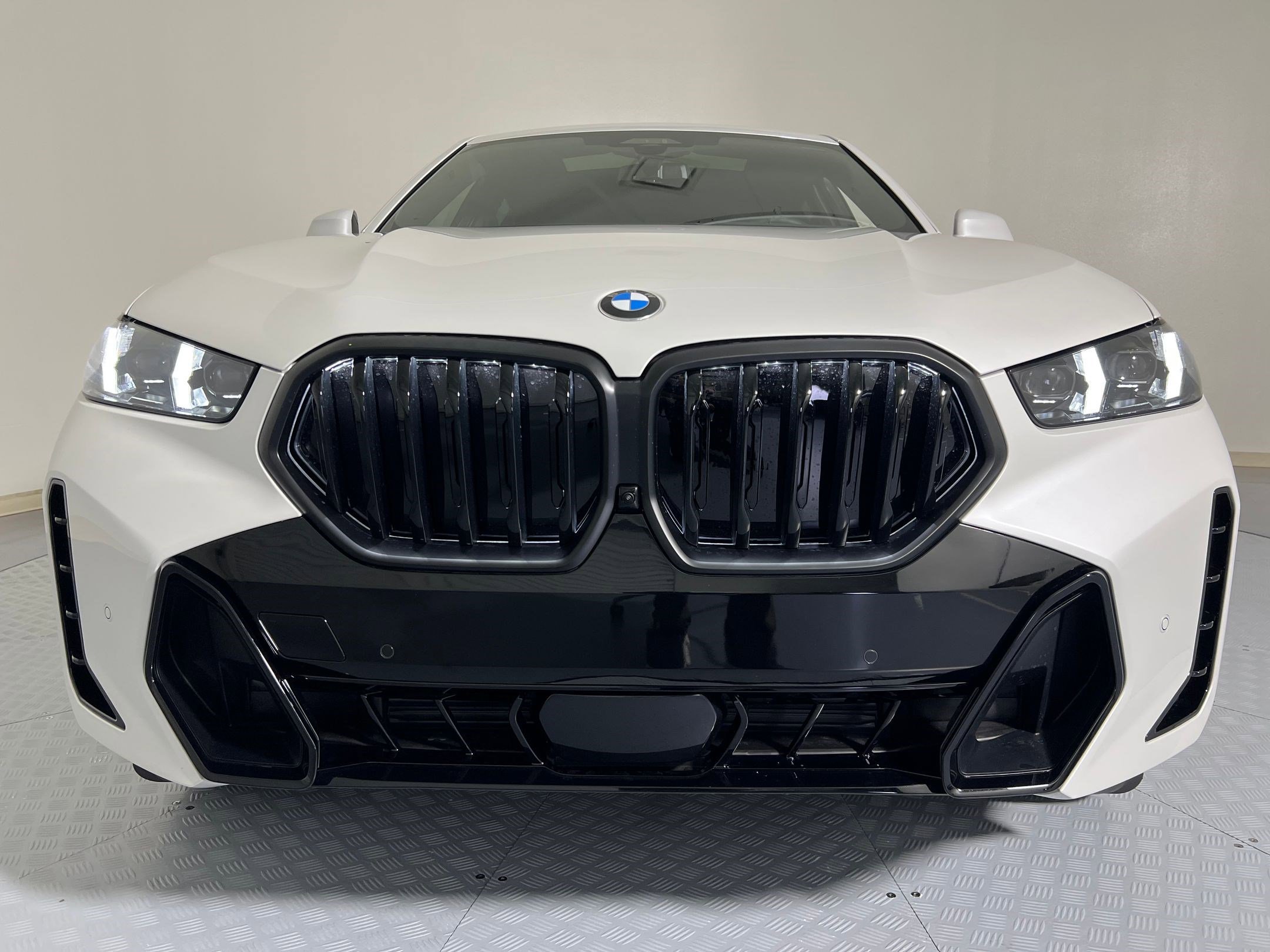 2026 Bmw X6 xDrive40i photo 4