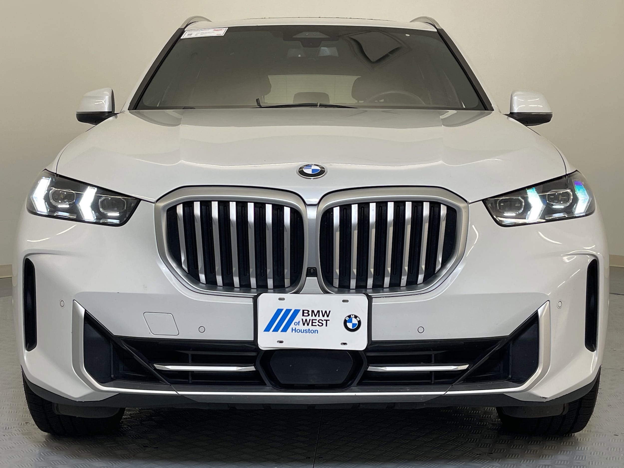 Used 2024 BMW X5 40i with VIN 5UX13EU08R9V37614 for sale in Katy, TX