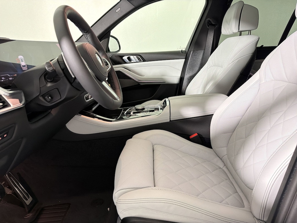 New 2026 BMW X5 sDrive40i SUV