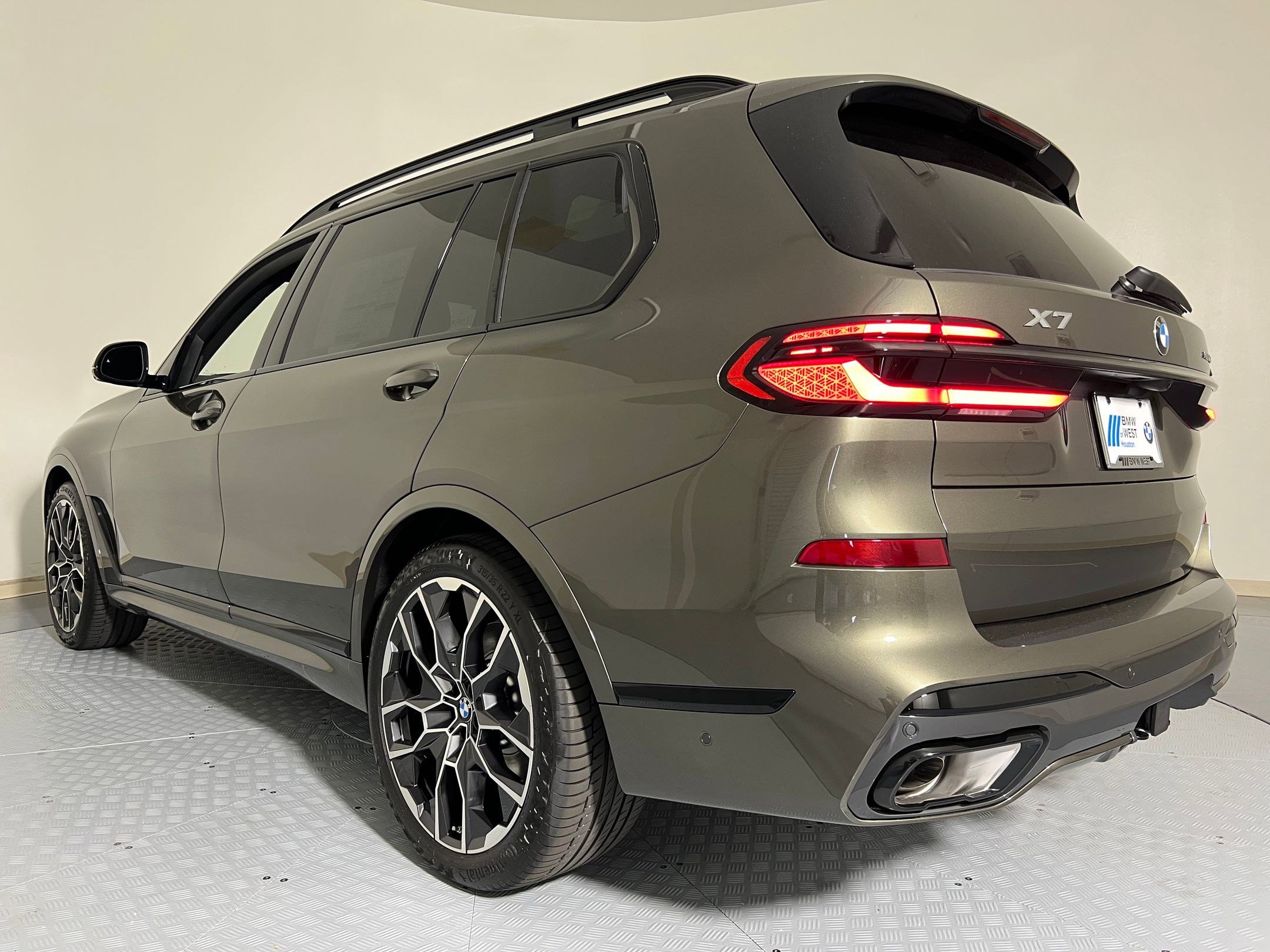 2026 Bmw X7 xDrive40i photo 3