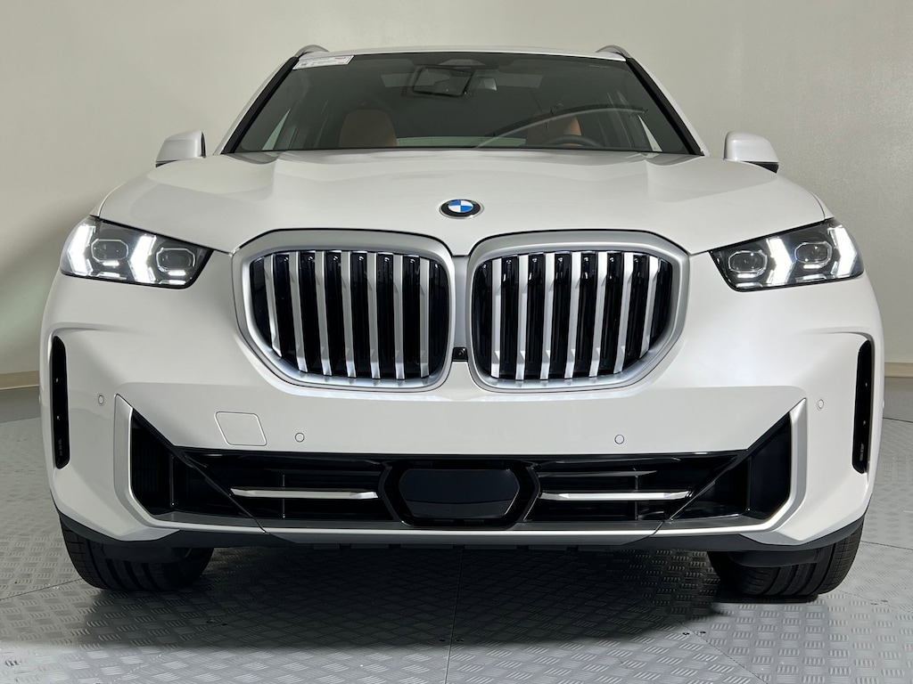 New 2026 BMW X5 sDrive40i SUV