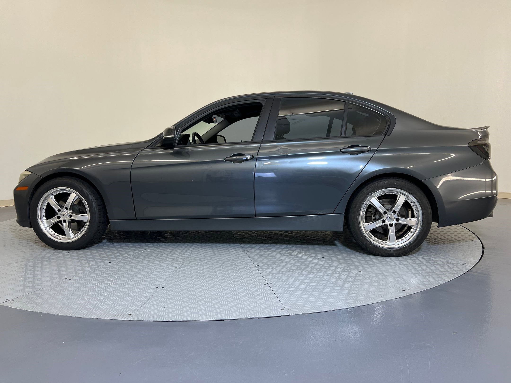 Used 2015 BMW 3 Series 328i with VIN WBA3B3G55FNR88489 for sale in Katy, TX