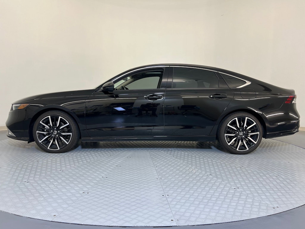 Used 2025 Honda Accord Hybrid Touring Sedan