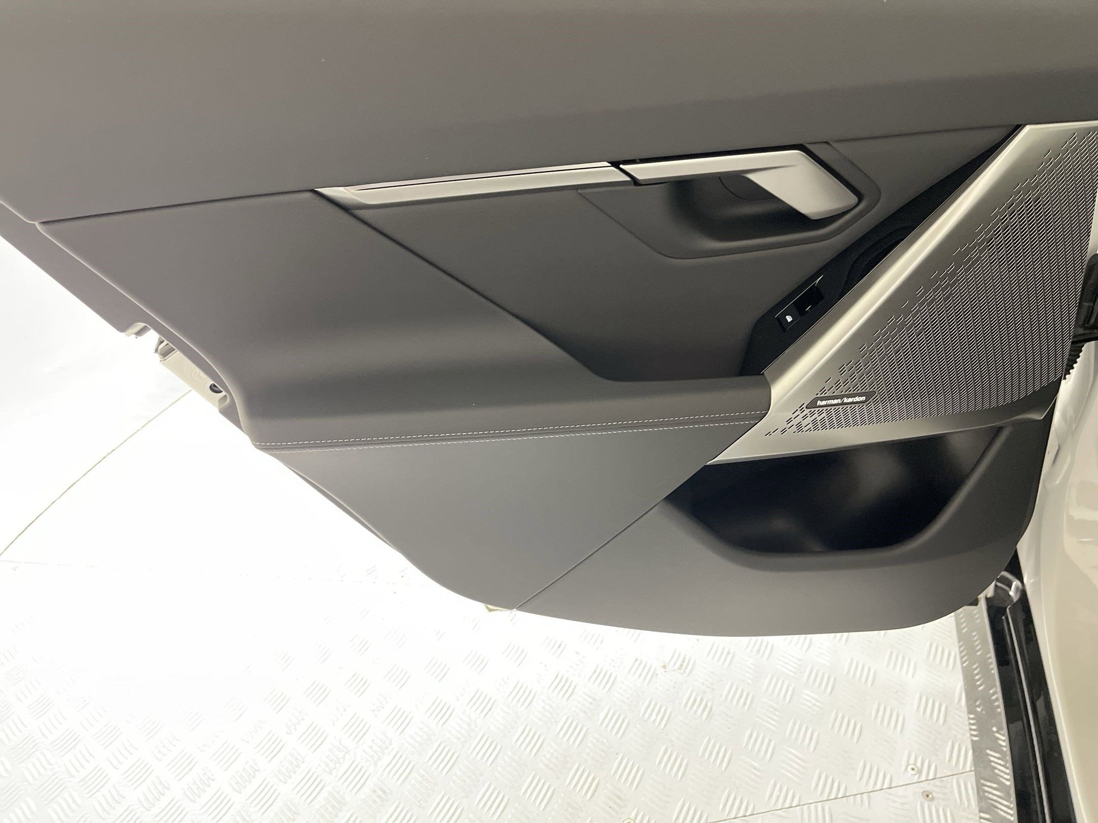 2026 BMW 5 Series 530i - Photo 30