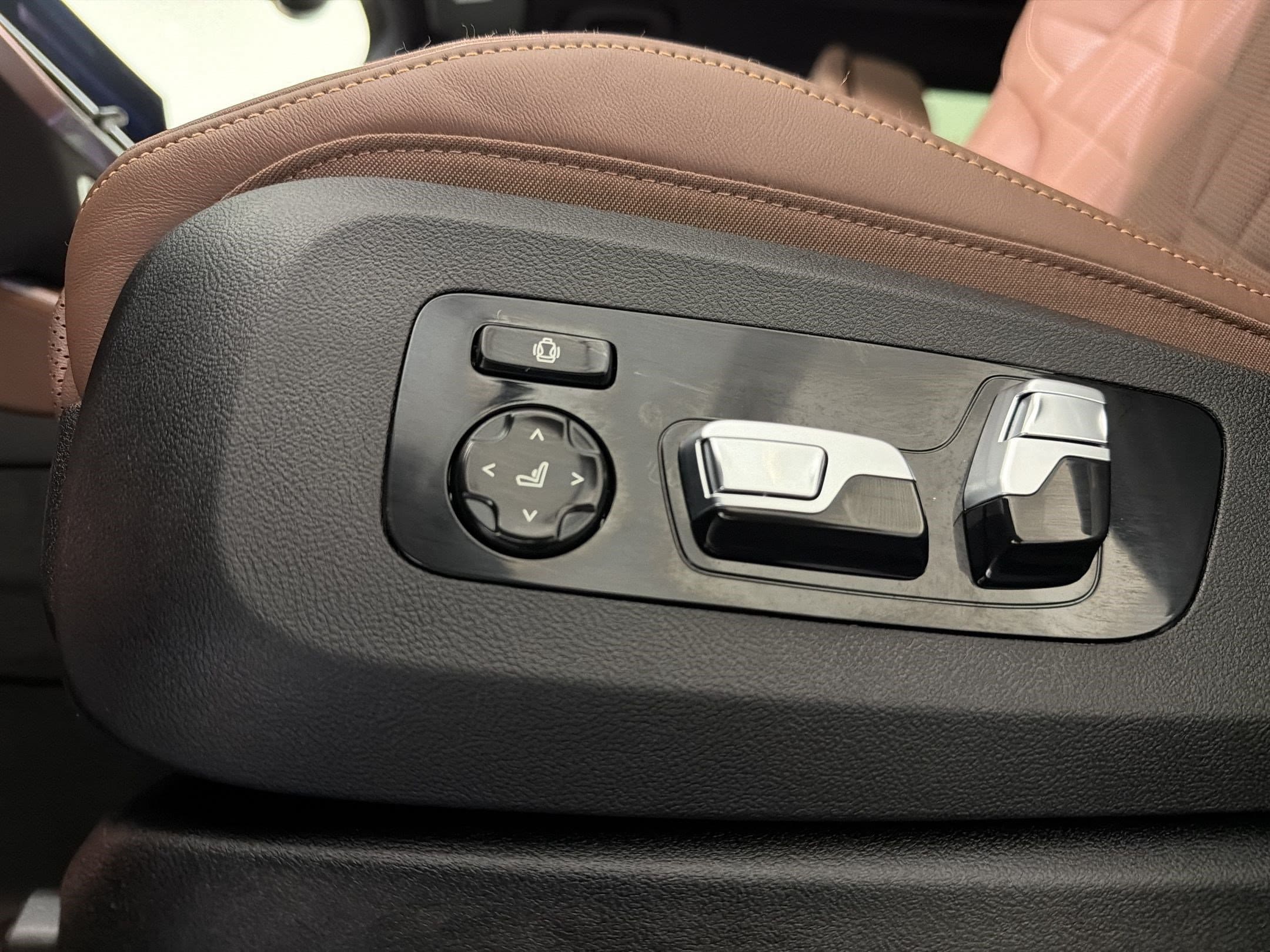 2026 BMW X5 40i - Photo 13