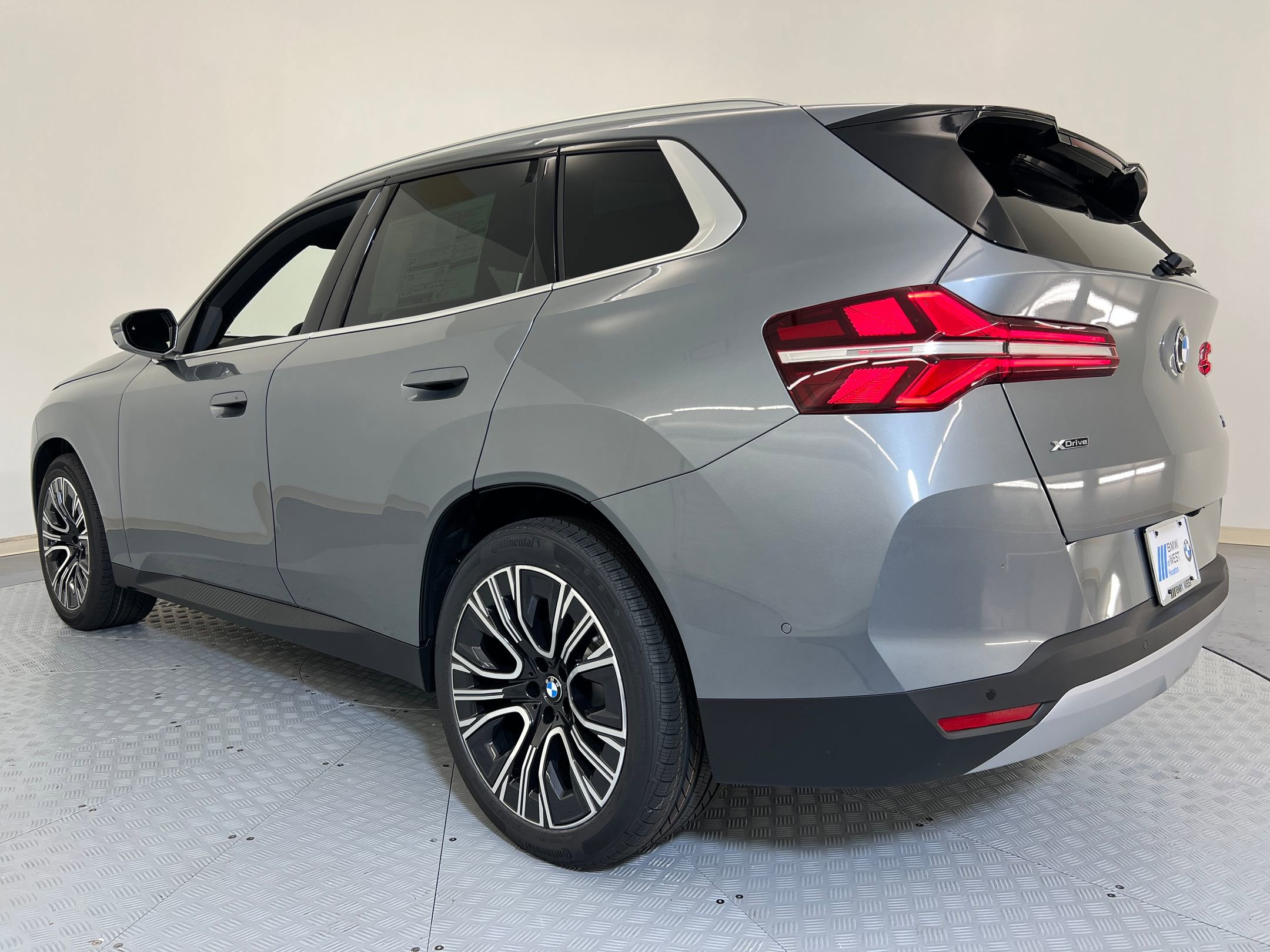 2026 Bmw X3 photo 2