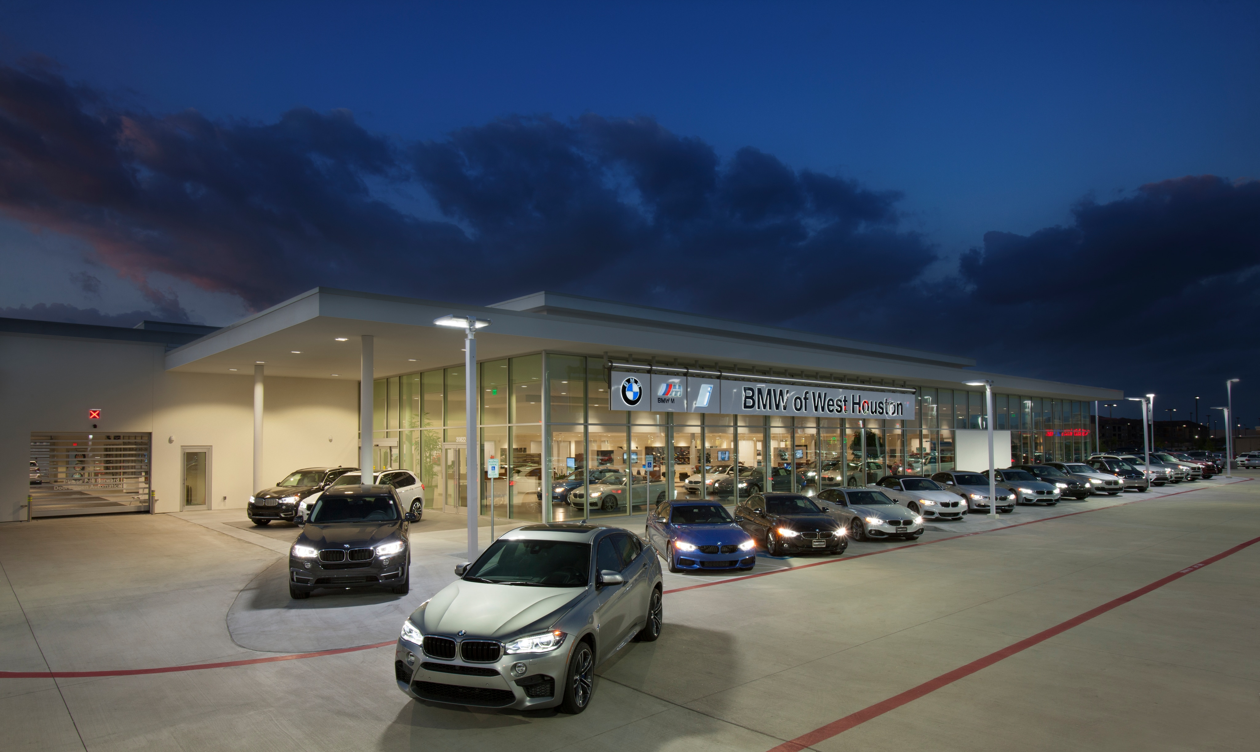 bmw used dealers