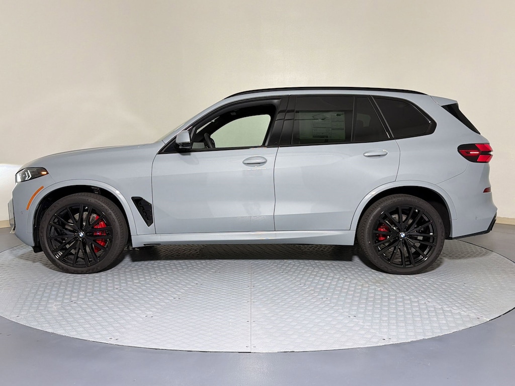 New 2026 BMW X5 sDrive40i SUV