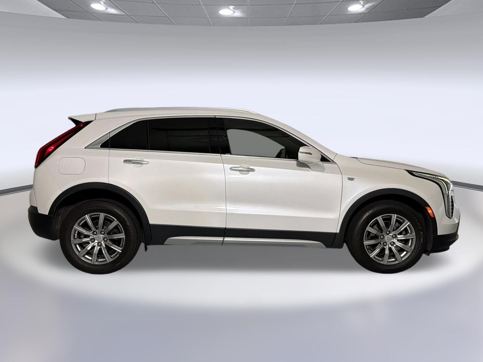 XT4 Premium Luxury SUV