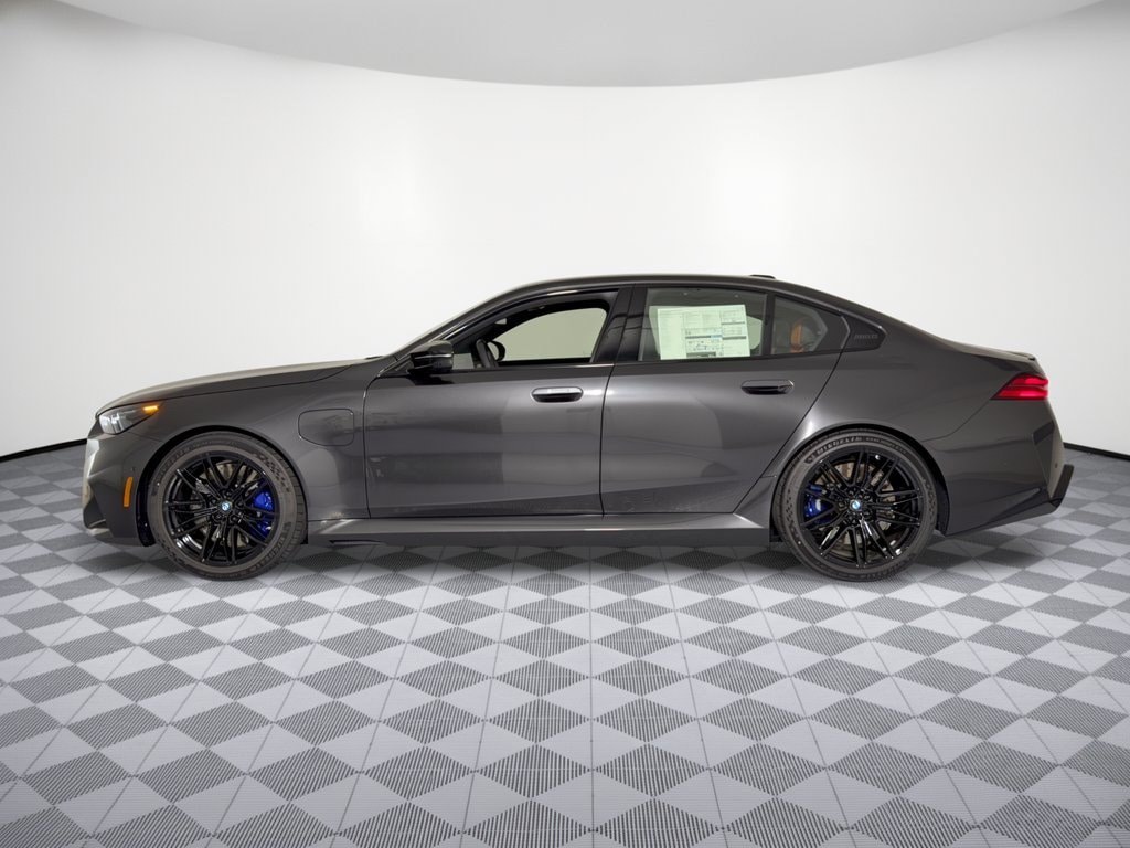 New 2027 BMW M5 Sedan
