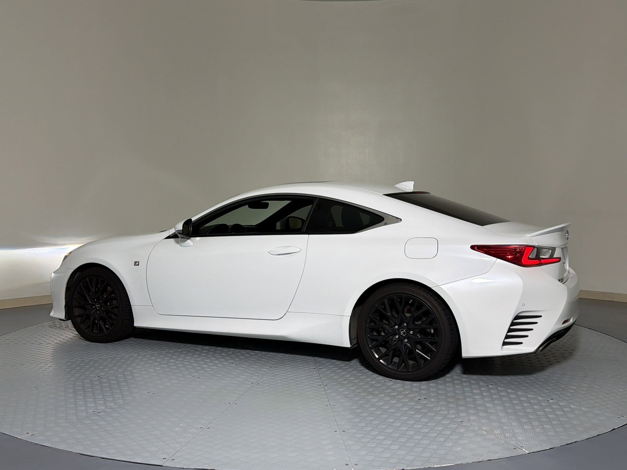 RC 200t Coupe