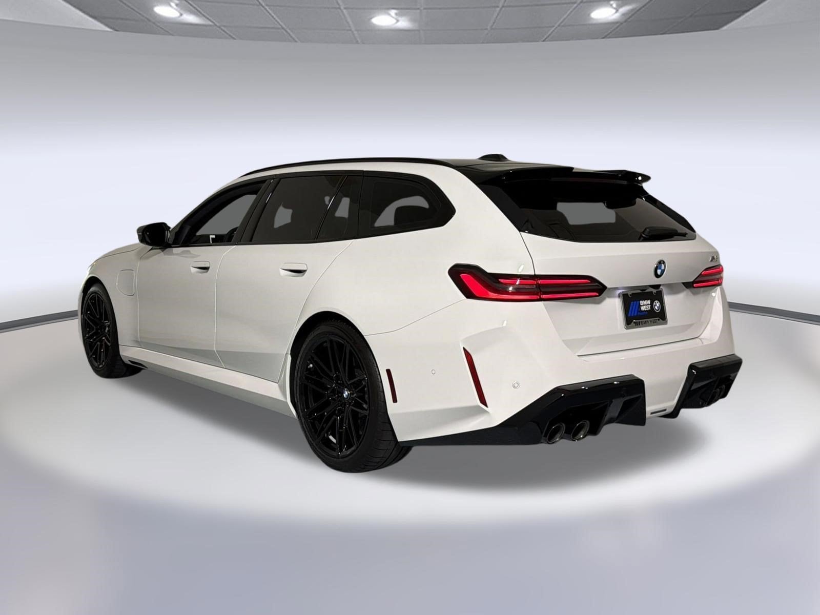 M5 Base Touring