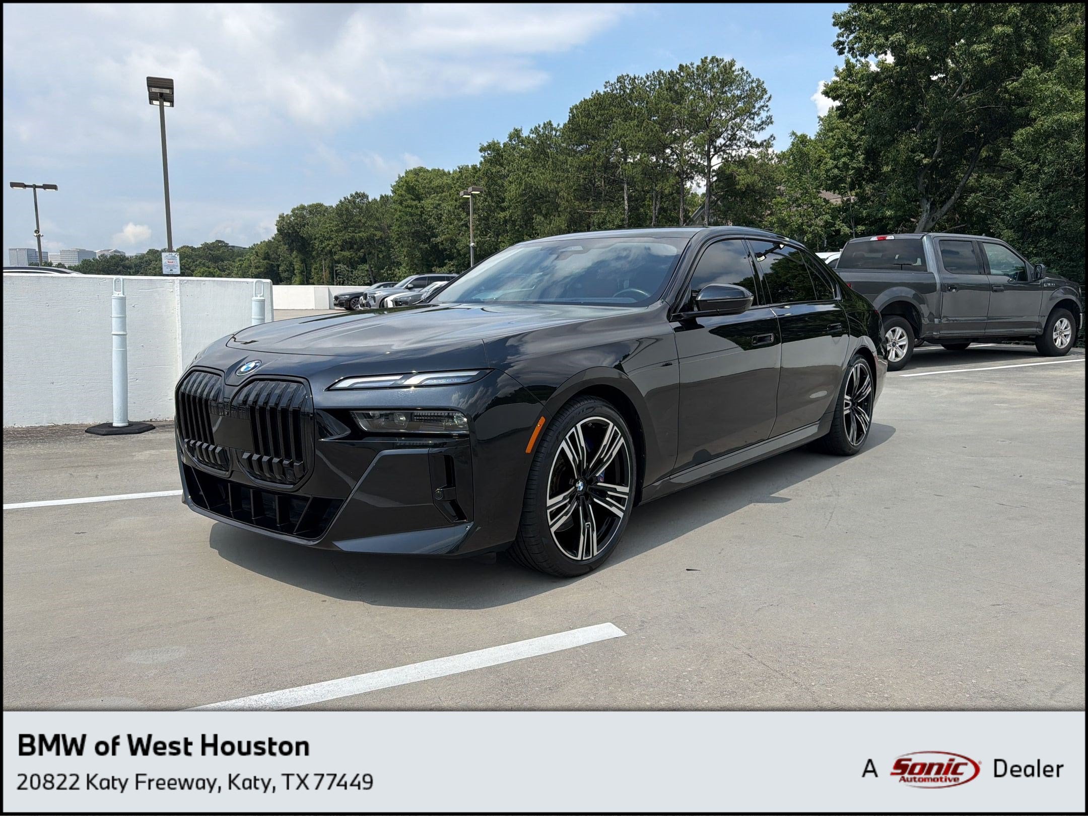2023 BMW 7 Series 740i's photo