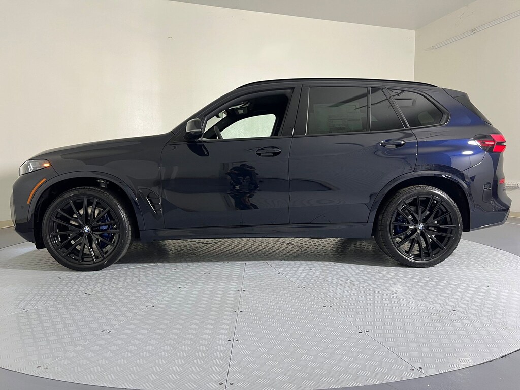 New 2026 BMW X5 sDrive40i SUV