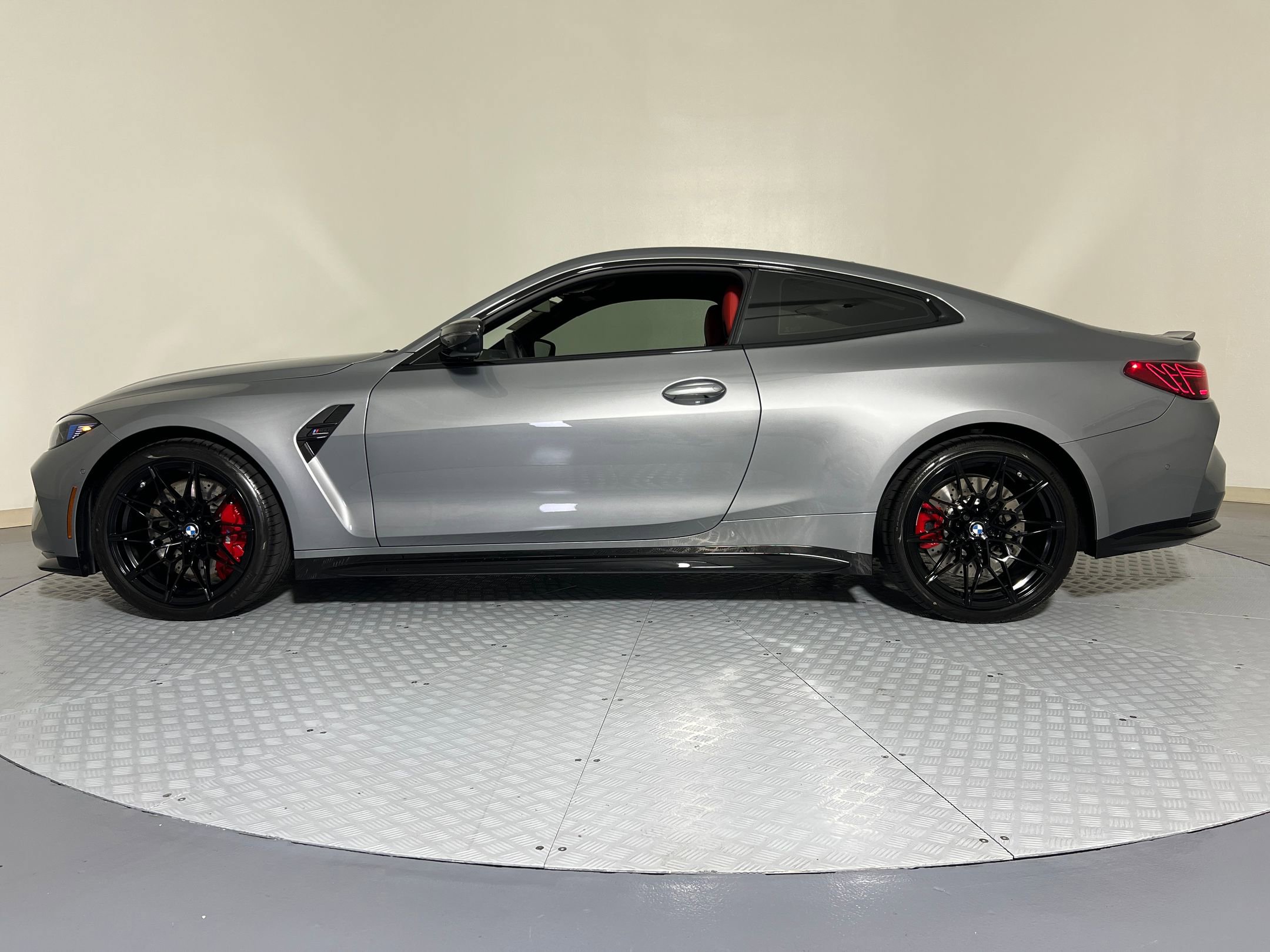 2026 Bmw M4 M4 Competition photo 2