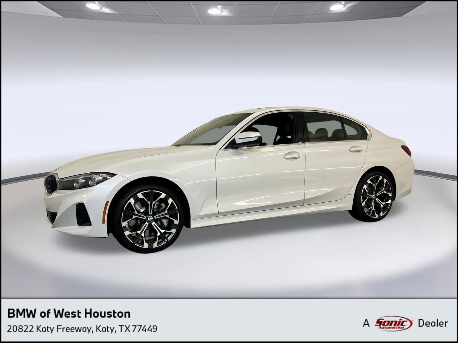 2025 BMW 3 Series 330i xDrive Sedan's photo