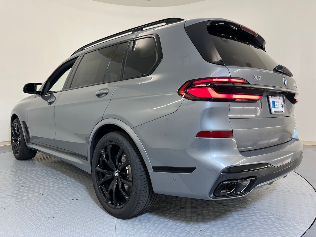 New 2026 BMW X7 M60i SUV