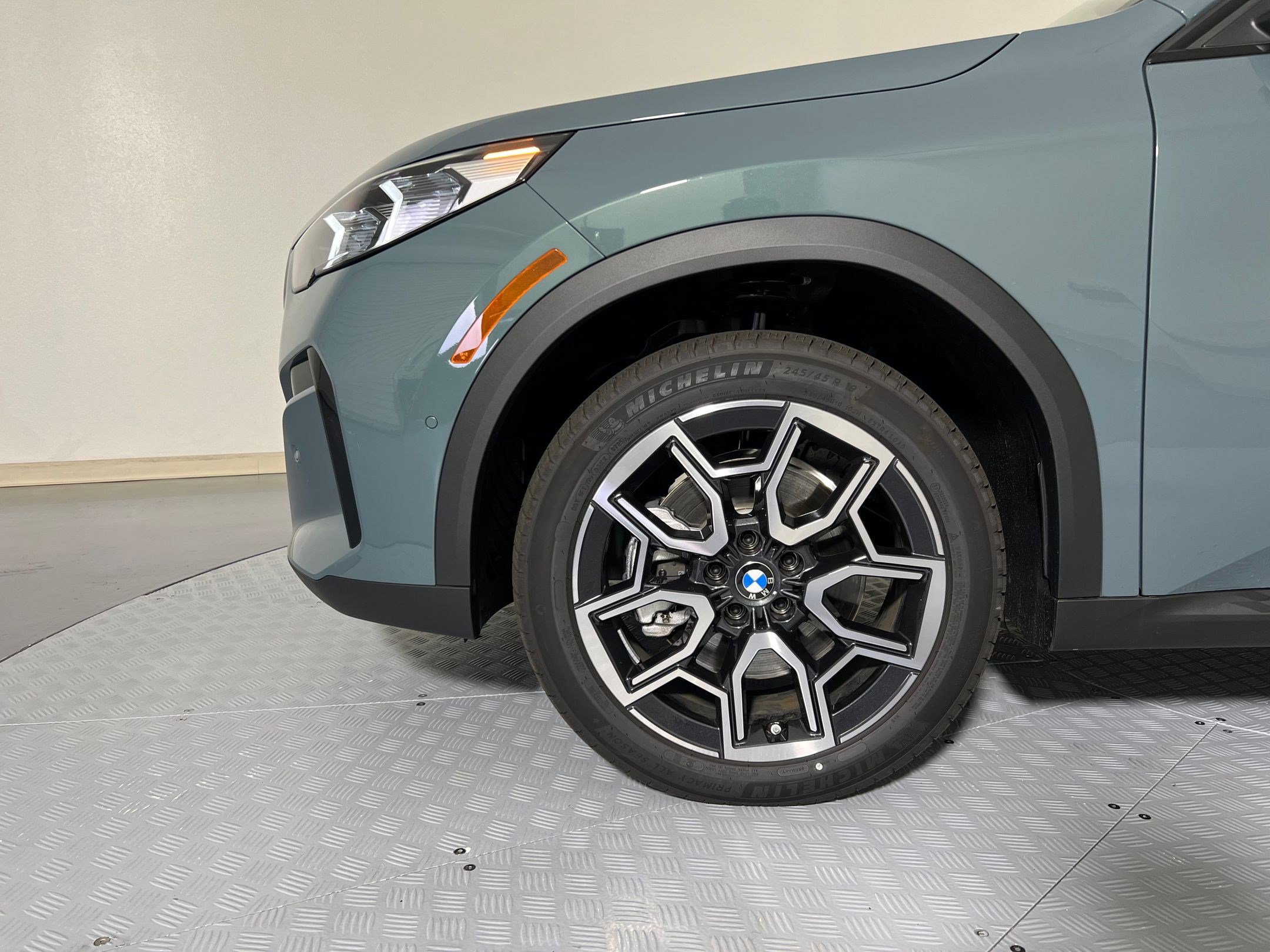 2025 BMW X2 28i - Photo 10