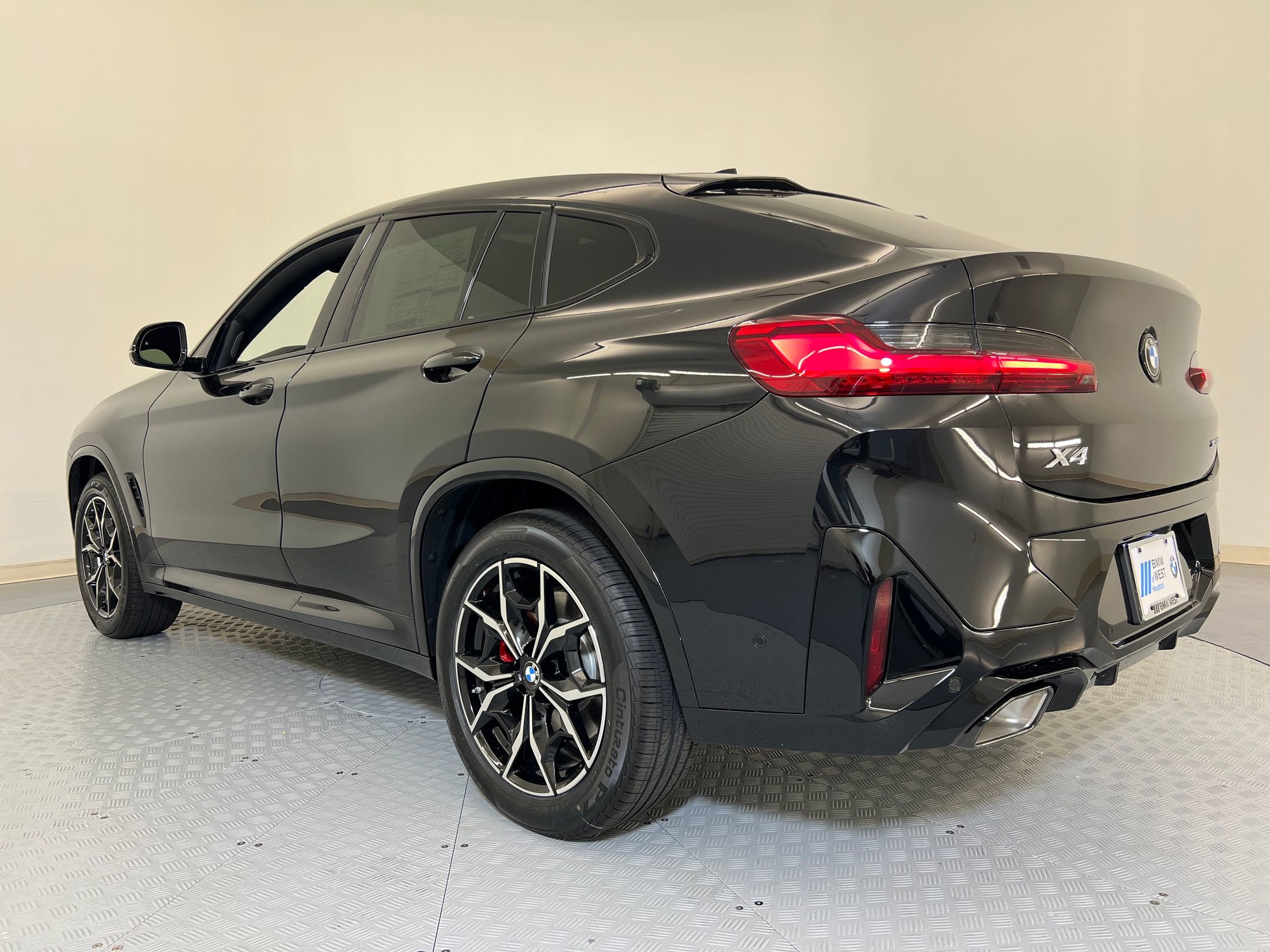 2025 Bmw X4 xDrive30i photo 3